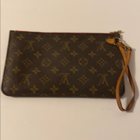 Louis Vuitton Handbags - Louis Vuitton Pouchette